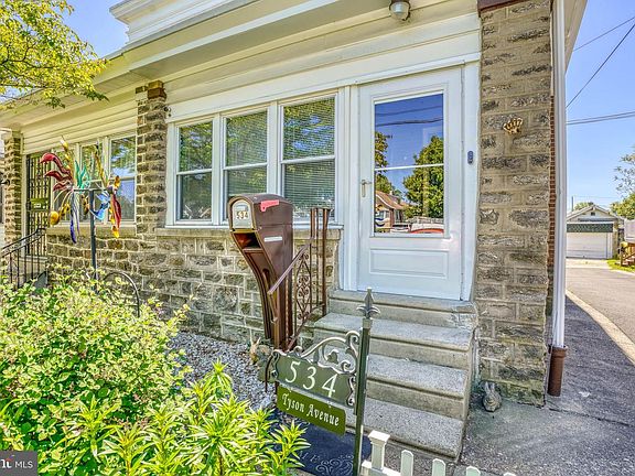 2nd image of 534 Tyson Ave