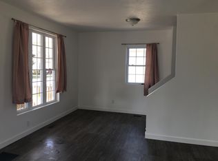 308 E Berry St, Middlebury, IN 46540