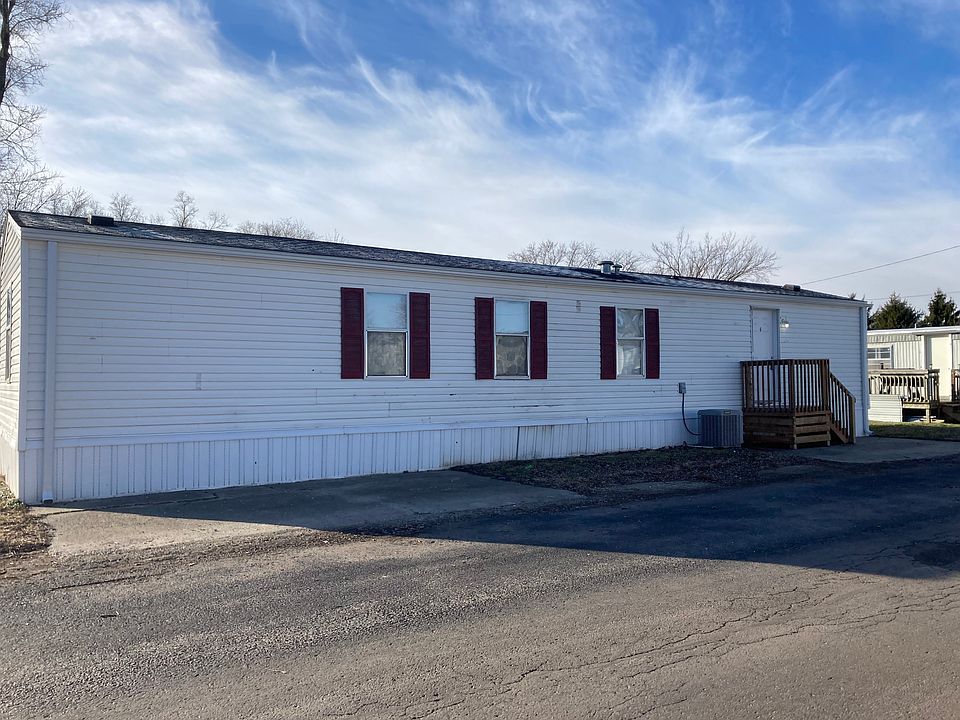 1st image of 321 Berkshire Ln