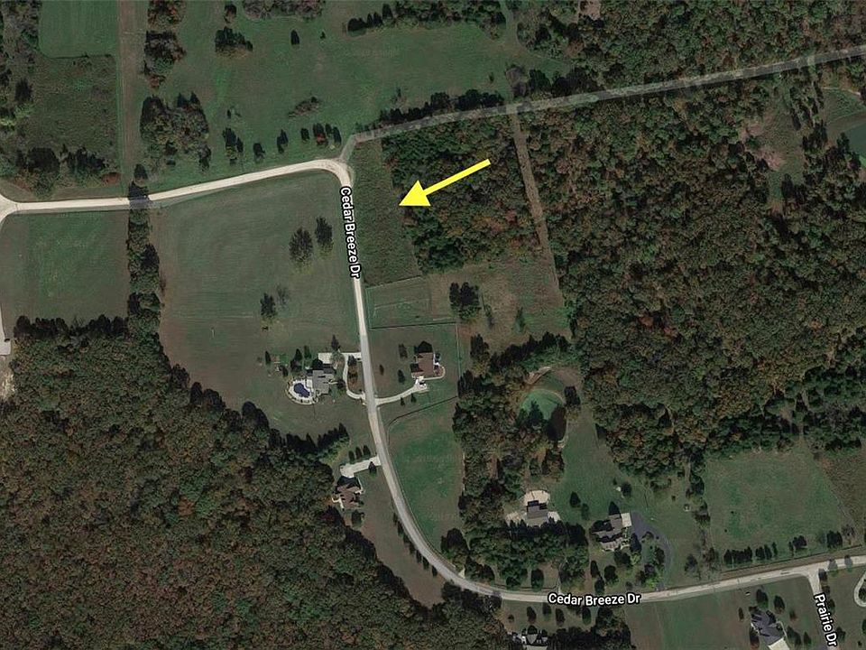 1st image of 325 Cedar Breeze Dr