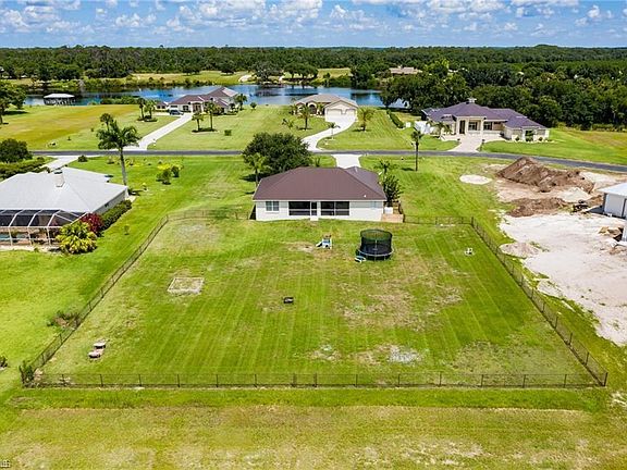 3rd image of 5273 River Blossom Ln