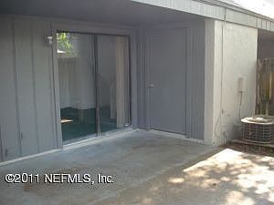 4th image of 5553 Pinehill Ln