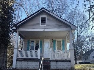 70 Briar Hill Rd, Belleville, IL 62223