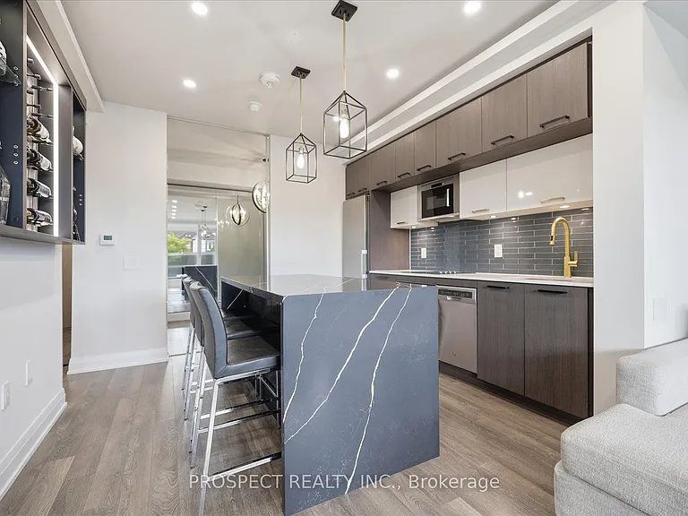 4800 Highway 7 Rd #225 — Photo 8