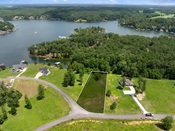4 Sipsey Shores Dr, Jasper, AL 35503