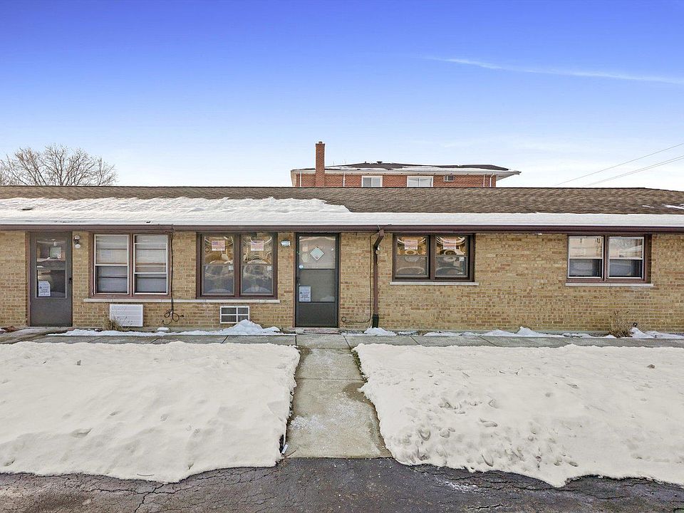 1st image of 16025 Laramie Ave Unit 2