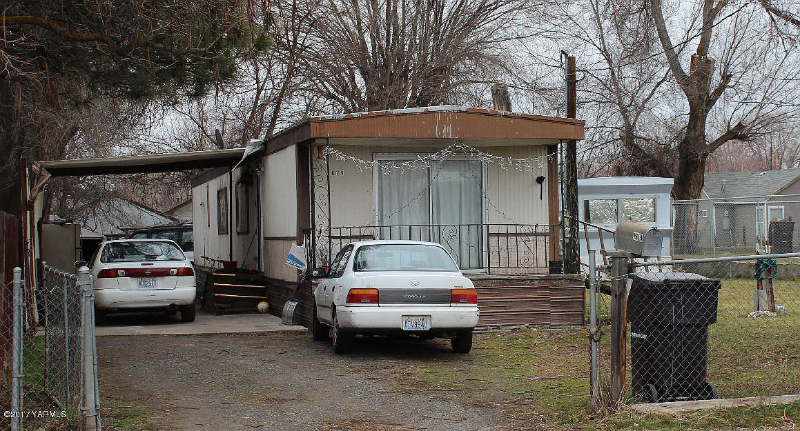 1615 S 16th St photo 1