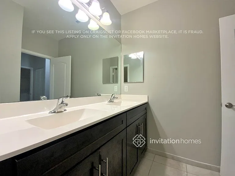 12762 Anthorne Ln — Photo 11