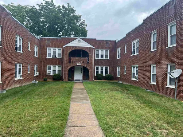 158 S Bayard Ave APT 12, Waynesboro, VA 22980
