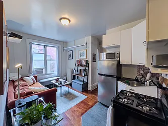 Rented by Denise Rosenblum, LREB