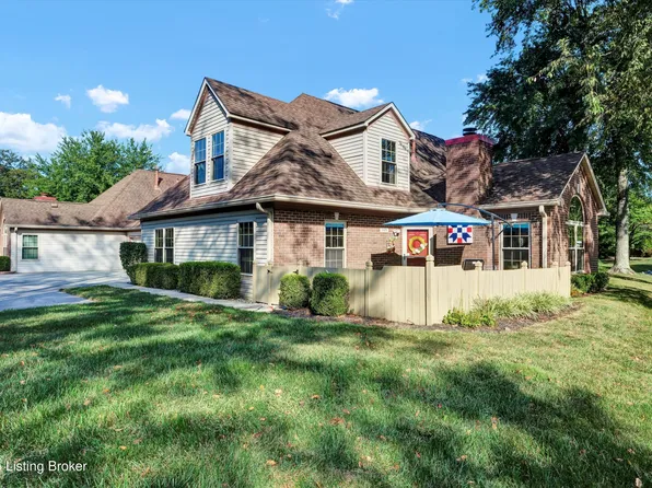 3109 Graystone Manor Pkwy, Louisville, KY 40241