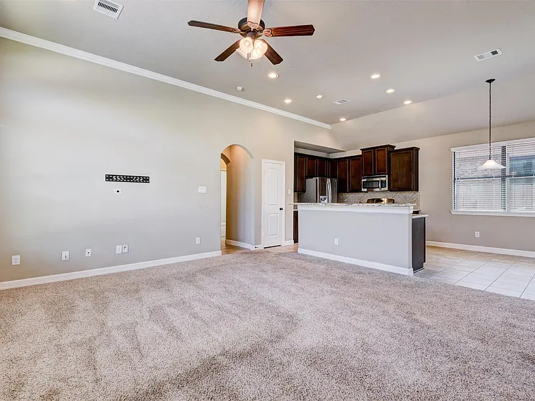 25151 Alina Ln — Photo 8