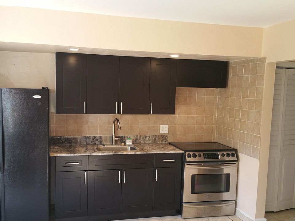 1st image of 1730 NW 9th Ave #3