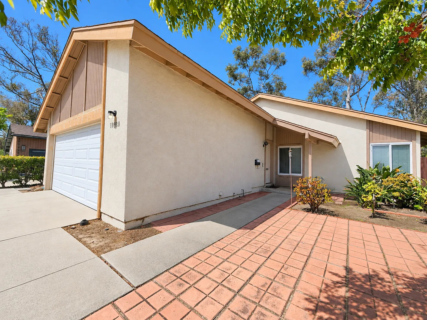 3 Bedroom Single Story House in Scripps Ranch — Photo 3