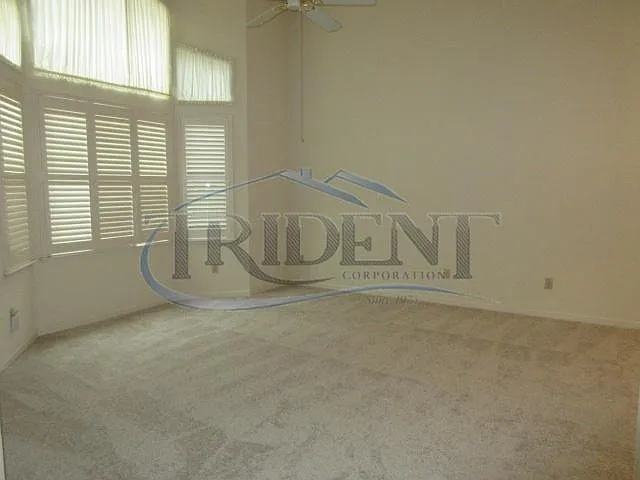 1902 Autumnwood Dr — Photo 9
