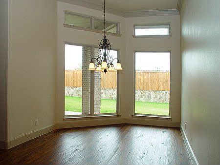 4th image of 3409 Cedar Bluff Dr