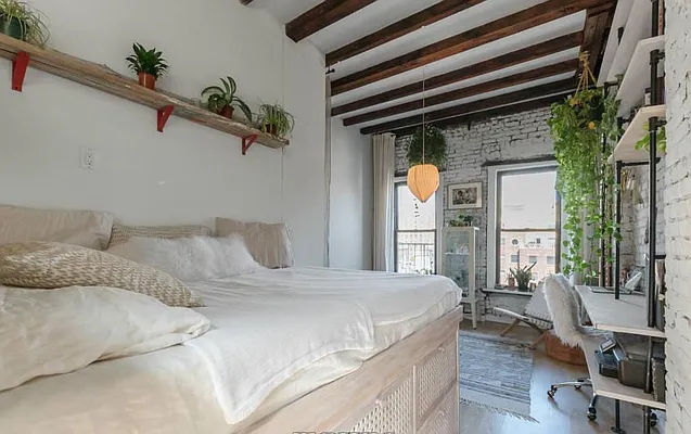 Rented by Bryan L Rozencwaig, LREB | media 14