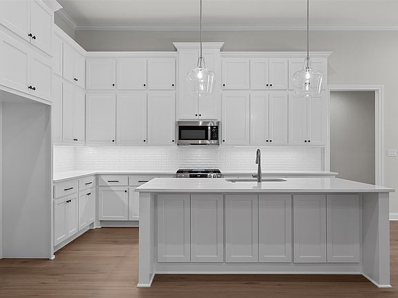 7th image of this home