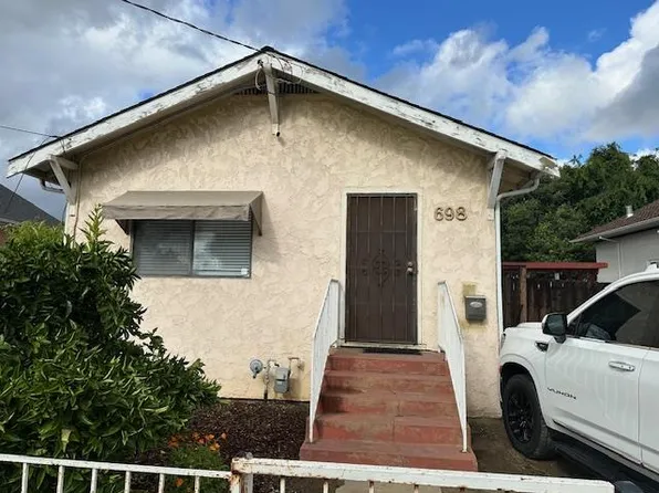 698 Palm St, San Jose, CA 95110