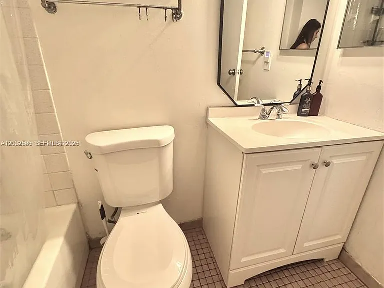5835 Washington St #52 — Photo 7
