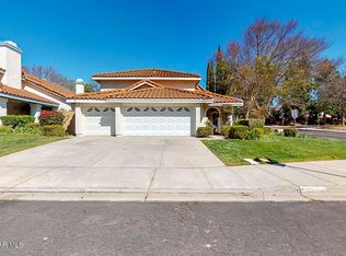 12507 Willow Hill Dr, Moorpark, CA 93021