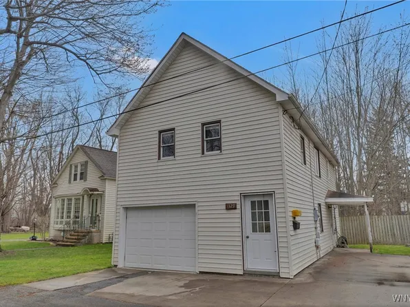 1329 Belling Pl, North Tonawanda, NY 14120