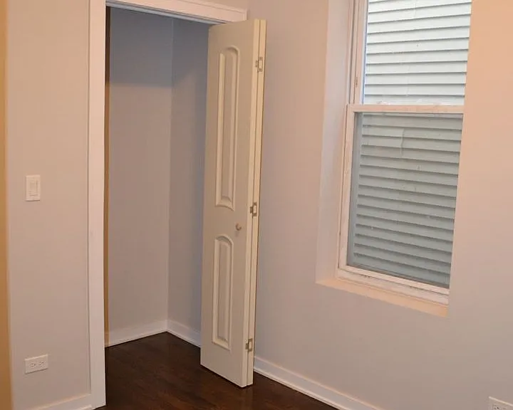 3342 W Beach Ave #1 — Photo 10