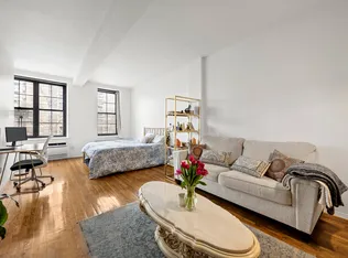 324 Pearl Street 3B image 1 of 5