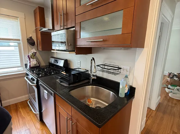 17 Frederick Ave #A, Medford, MA 02155