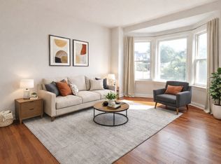 659 Wilson St #2, Hamilton, ON L8L1V3