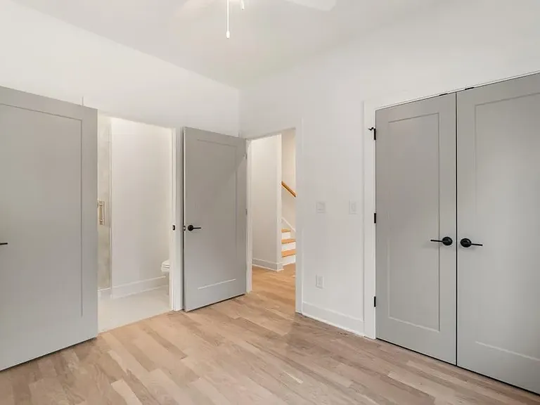 1237 Memorial Dr SE #102 — Photo 19