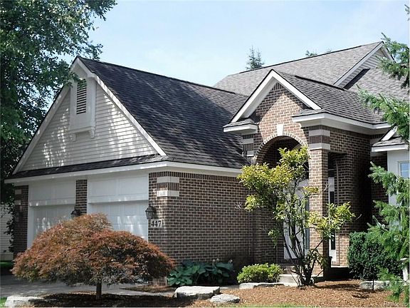 2nd image of 447 Pinecliff Ct