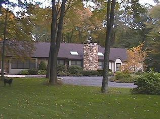 470 Annandale Dr, Syosset, NY 11791