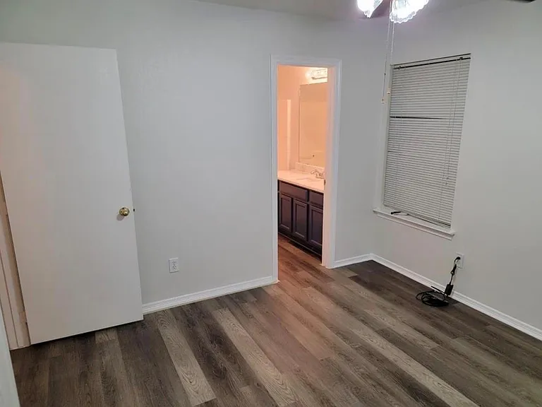 17303 Box Canyon Dr — Photo 9