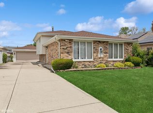 5738 W 88th St, Oak Lawn, IL 60453