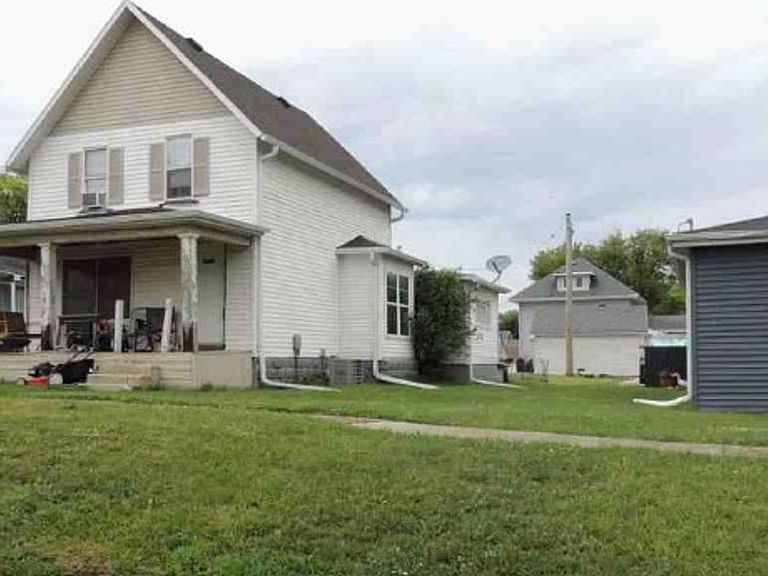 Listing photo 3