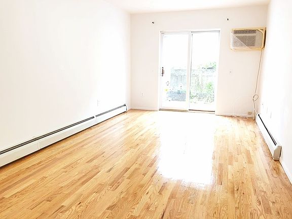 5th image of 2109 41st St APT 1