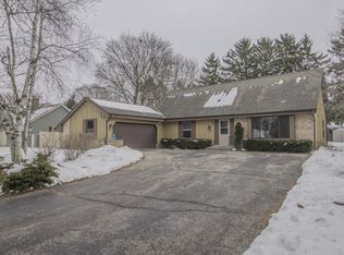 9118 N Bethanne Dr, Brown Deer, WI 53223