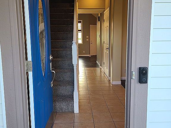 Ceramic tile foyer