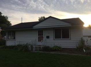 307 Skylark Dr, Rockford, IL 61107