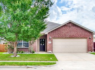 3936 Grizzly Hills Cir, Fort Worth, TX 76244
