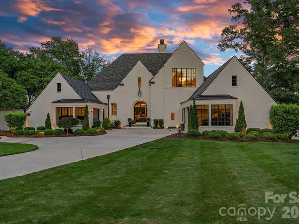 7861 Live Oaks Dr, Denver, NC 28037
