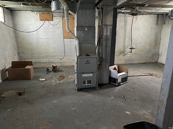 5th image of 1145 N Olive St