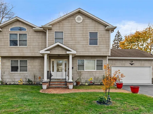 2 Smith Street, Deer Park, NY 11729