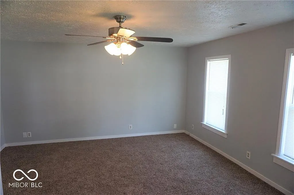 1 bed, 1.0 bath, 498 sqft, $850 — Photo 3