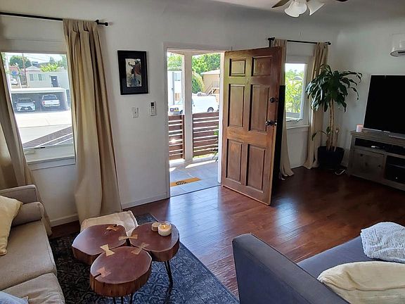 4th image of 3424-26 Marlborough Ave