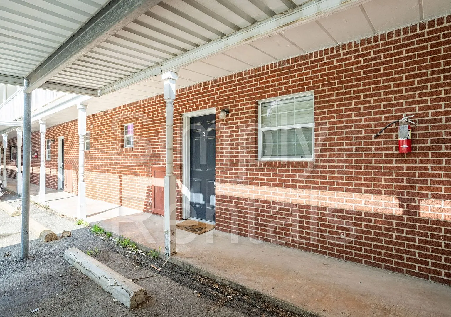 1220 Texas Street — Photo 2