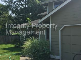 8135 116th St E, Puyallup, WA 98373
