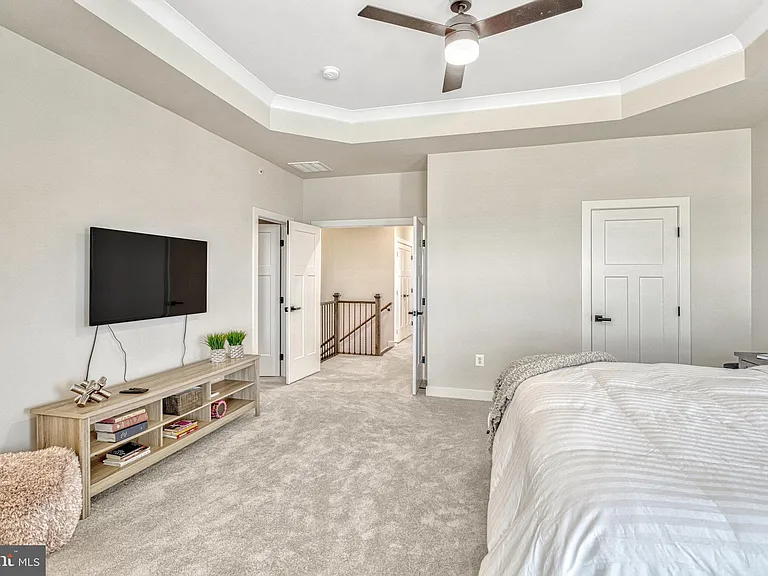 1669 Dunnington Pl — Photo 33