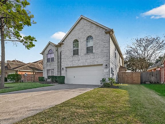 3rd image of 2605 Easton Springs Court